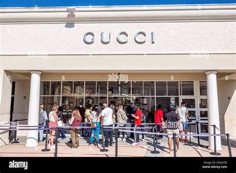 gucci outlet locations in florida|premium outlet mall gucci.